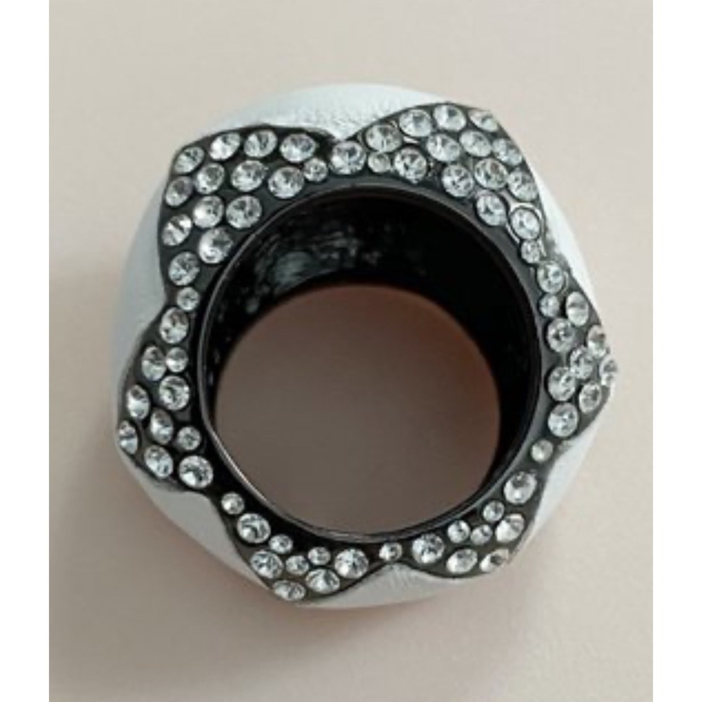 House of Harlow Statement Ring White Dome Crystal Pave Ring - Picture 4 of 13